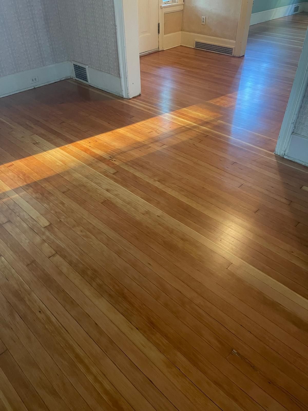 Hardwood flooring project by AG Floor Covering in Spokane, WA — photo 45